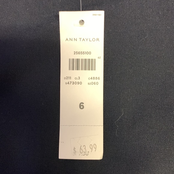 Ann Taylor Top,Size 6 - Picture 4 of 4
